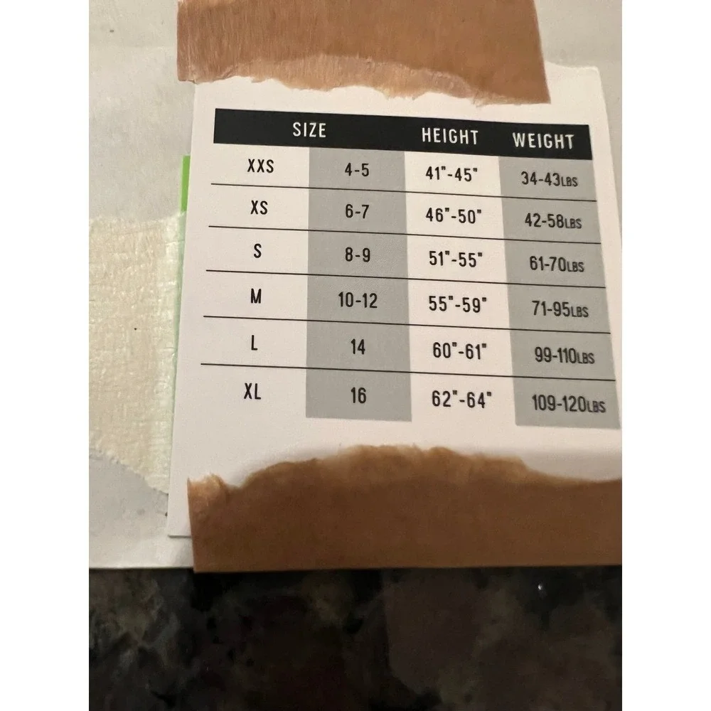 Girls‎ size 14 shorts (2056)